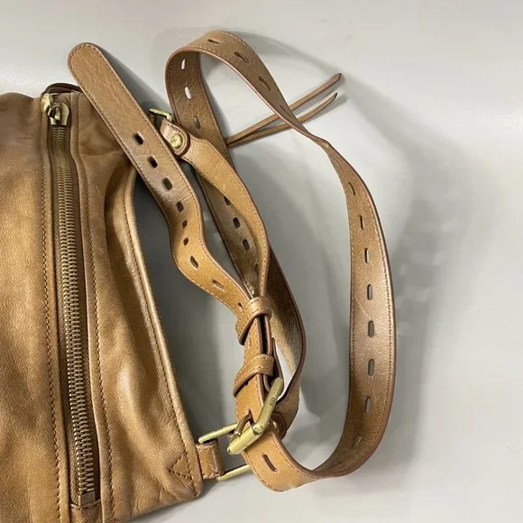 Hobo Angler Crossbody Bag - Picture 10 of 16